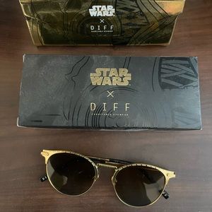 diff eyewear C-3PO star wars sunglasses